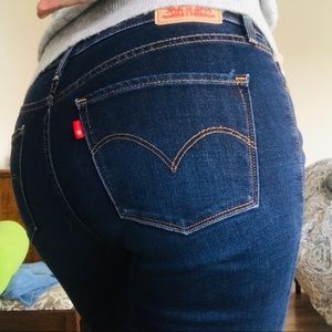 Levi’s jeans- ladies “slimming straight” 29” waist